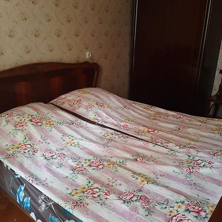Hotel In Chiatura Ngoại thất bức ảnh